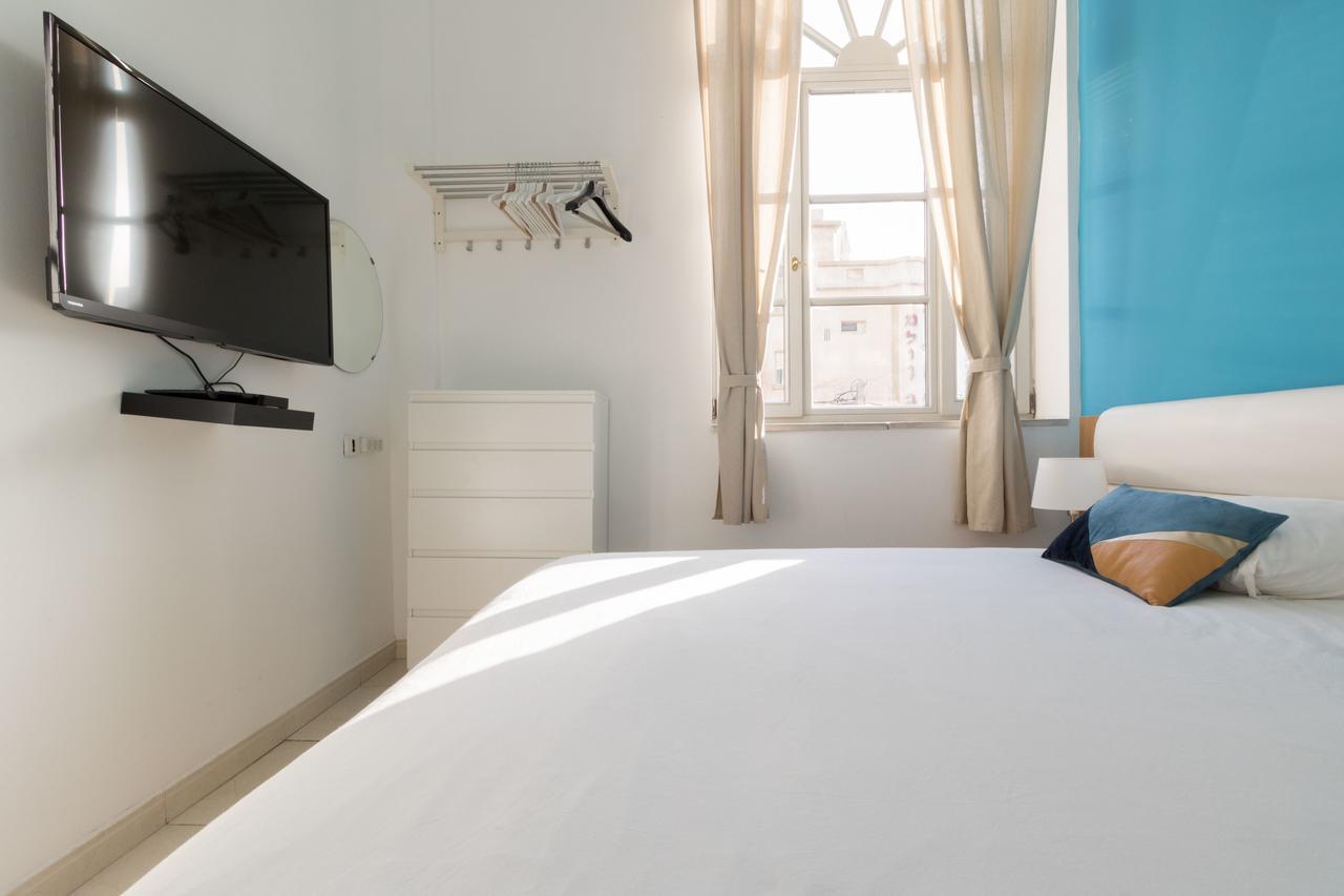 Sweethome26 Luxury Apt Sea View 50 Meters From The Beach Free Parking Tel Aviv Exterior photo